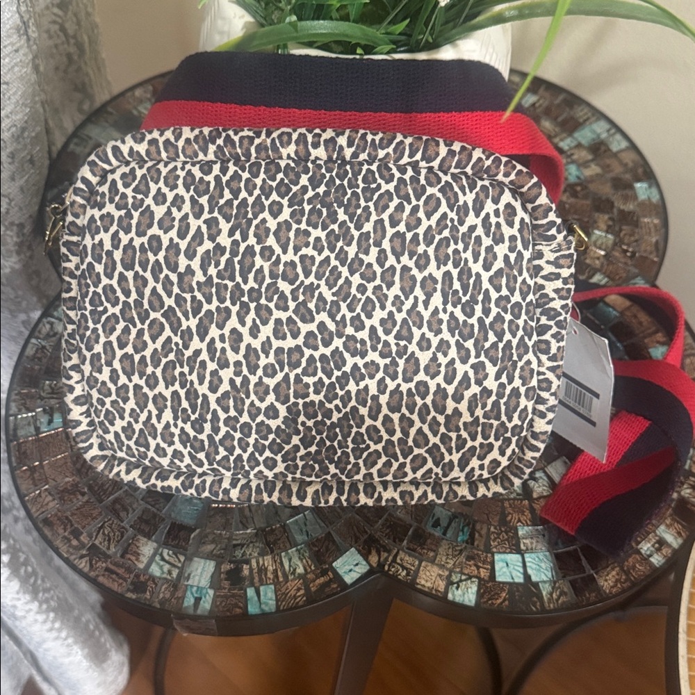 Clare. V Midi Sac Leopard Print Leather Crossbody Bag - Picture 14 of 17